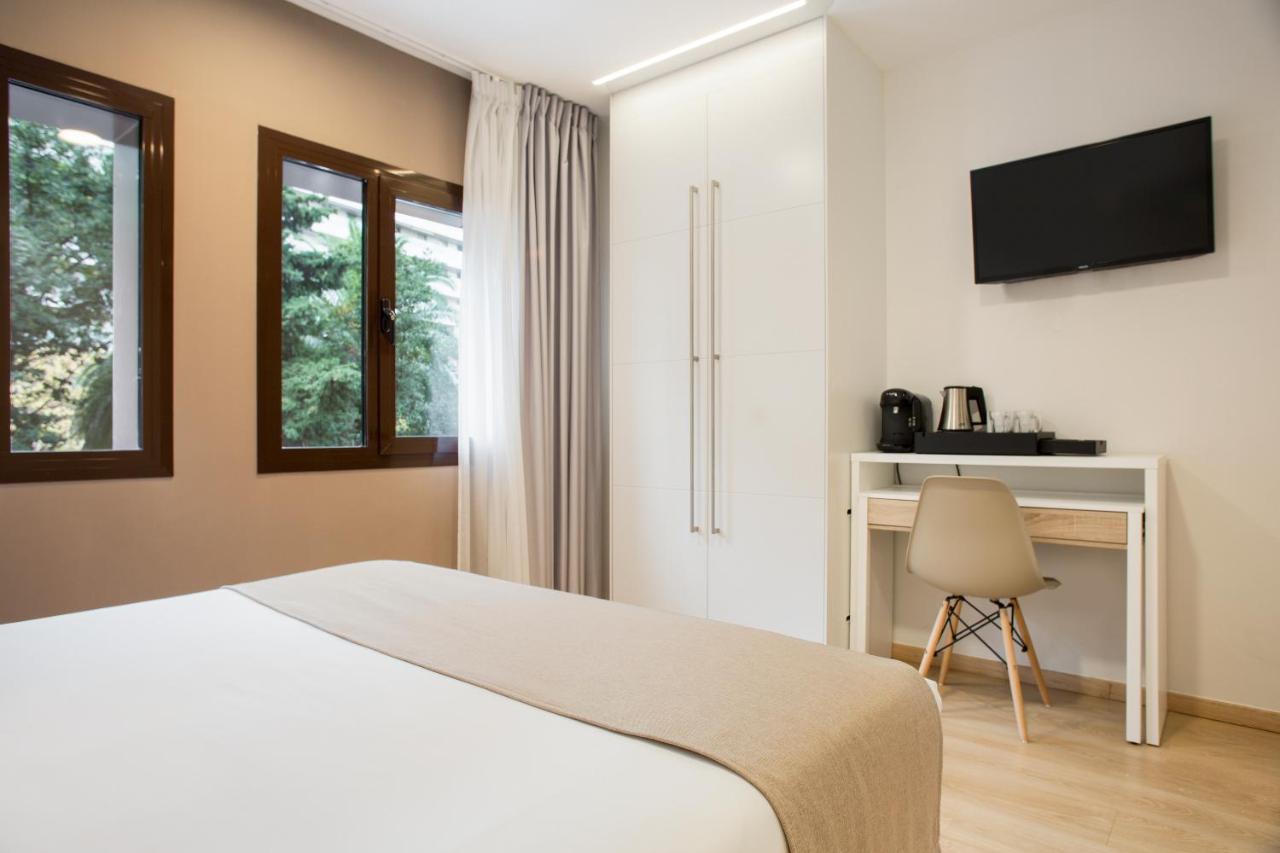 Ginosi Pedralbes Hotel Barcelona Eksteriør bilde